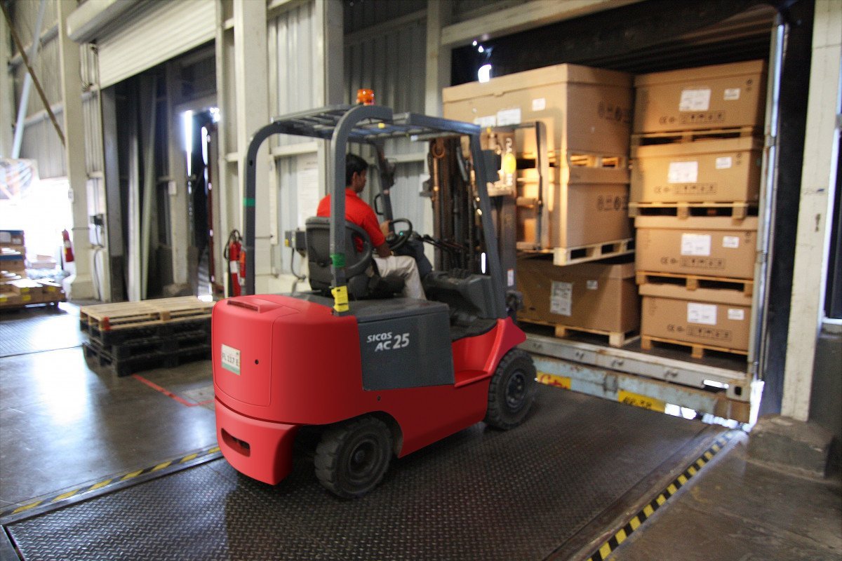 We Are Moving the World With Our Reliable Packers & Movers Service in Ahmedabad